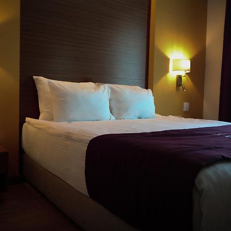Hotel Dukagjini เปเย ภายนอก รูปภาพ