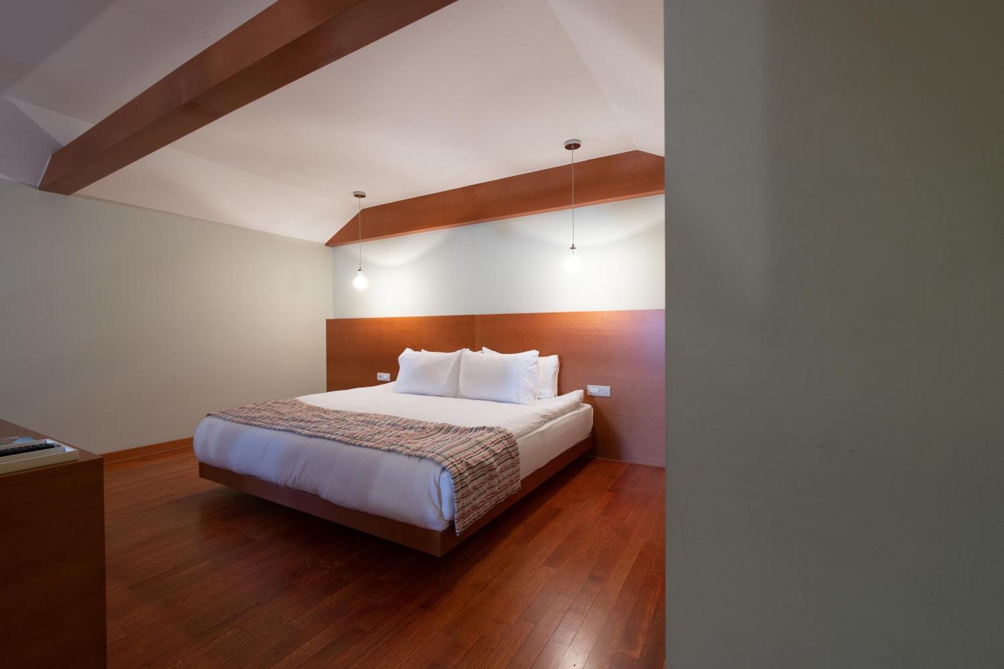 Hotel Dukagjini เปเย ภายนอก รูปภาพ